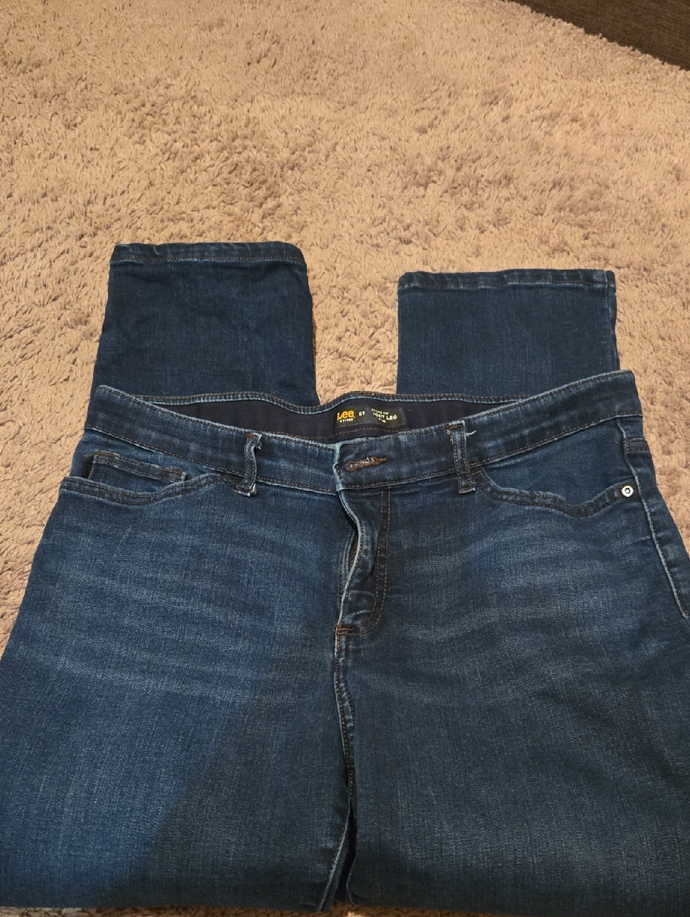 Lee Women’s Dark Blue Straight-Leg Jeans